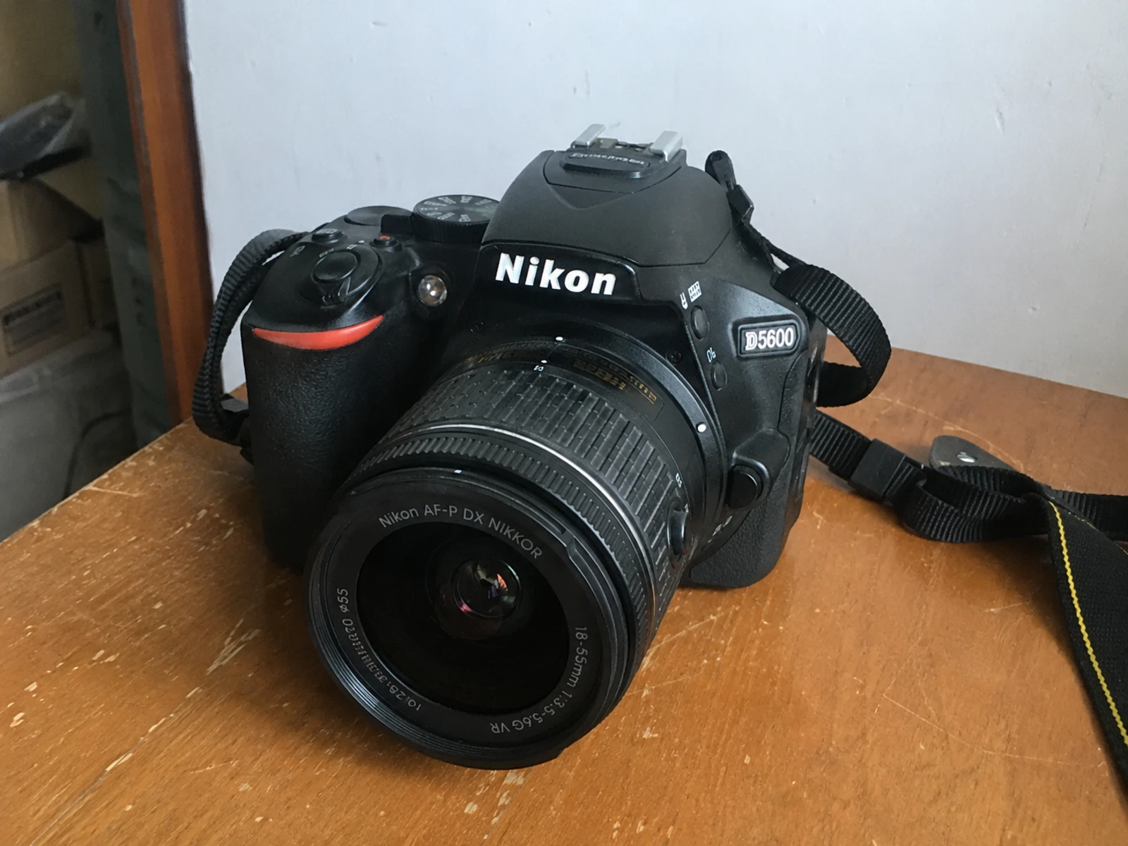 二手 Nikon D5600 單眼相機