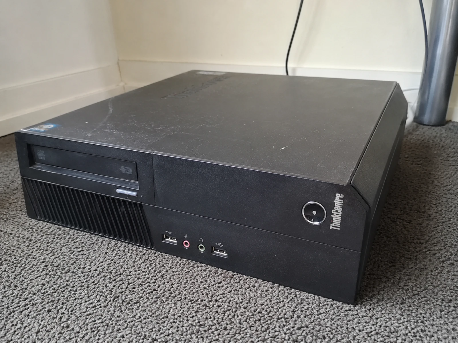 二手 Lenovo ThinkCentre 商務主機