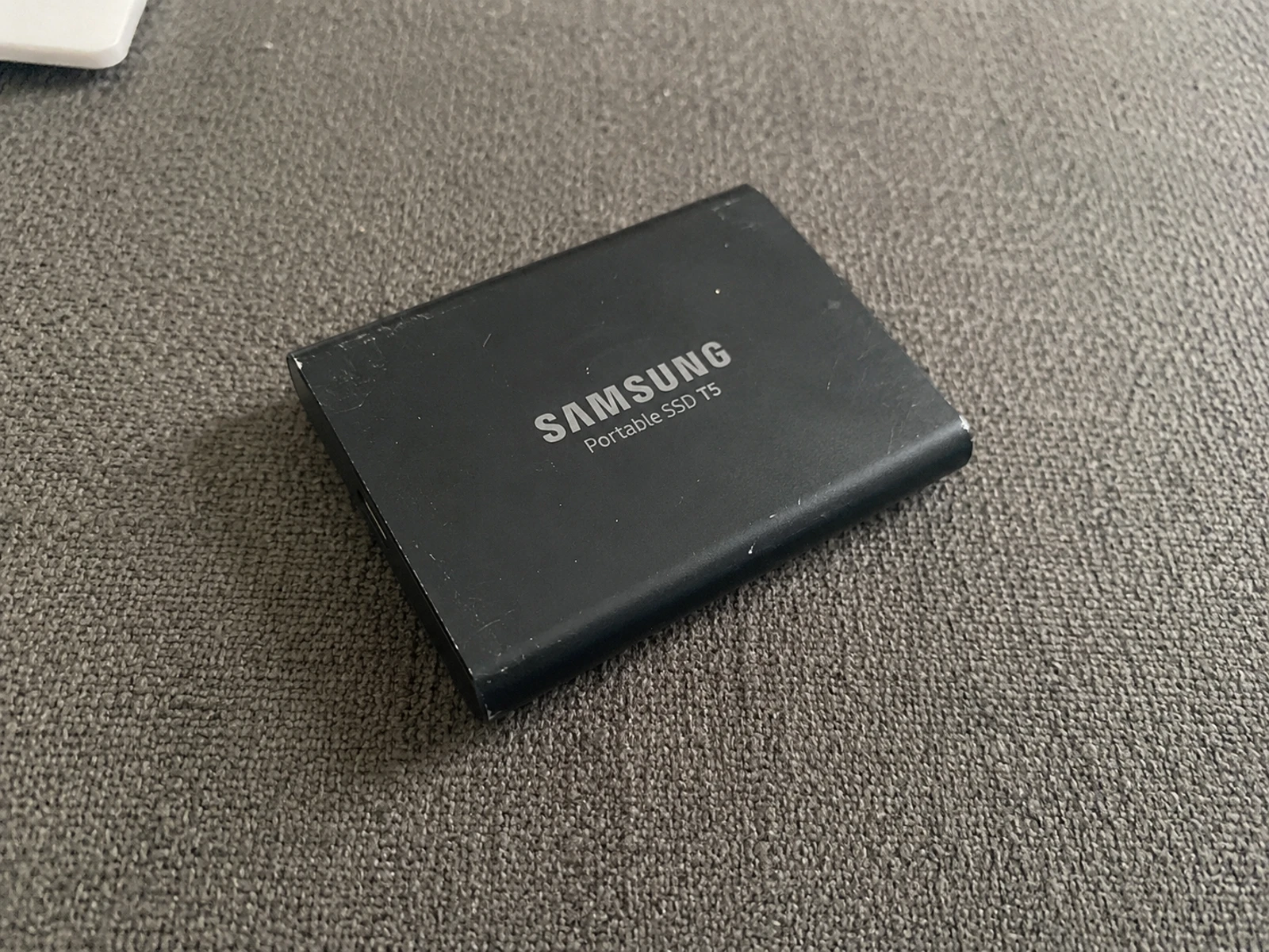 二手 1TB 外接 SSD 詳細圖片