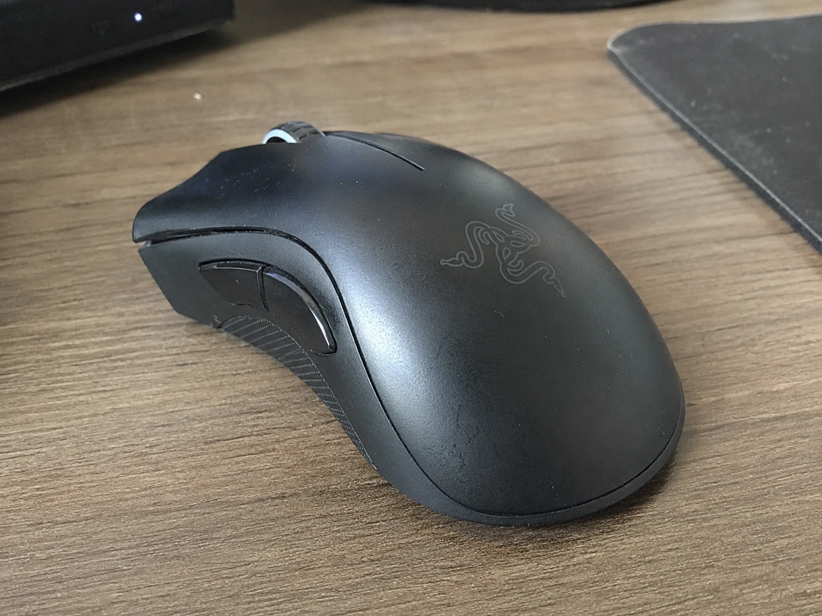 二手 Razer DeathAdder 滑鼠 詳細圖片