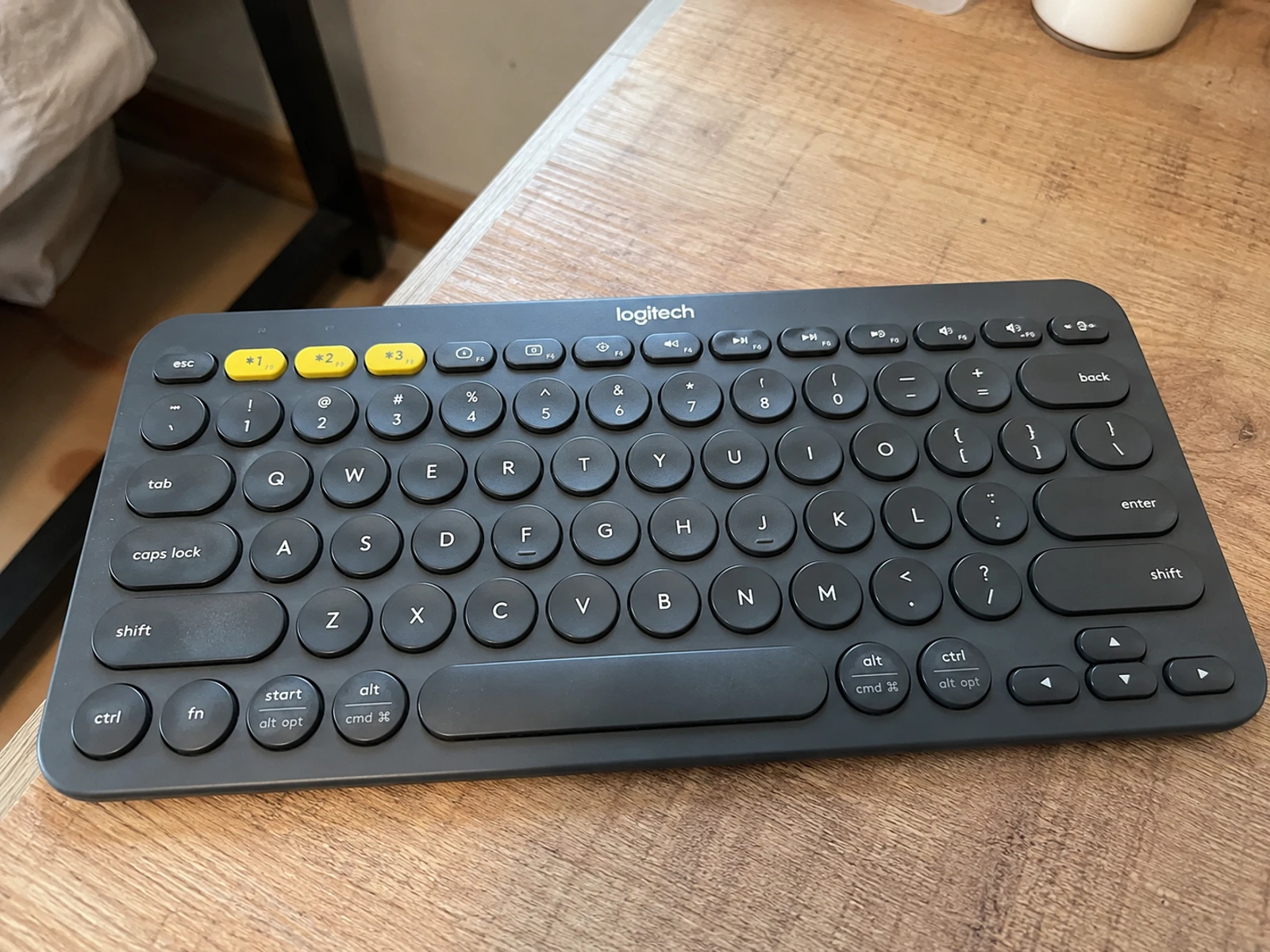 二手 Logitech K380 藍牙鍵盤 詳細圖片
